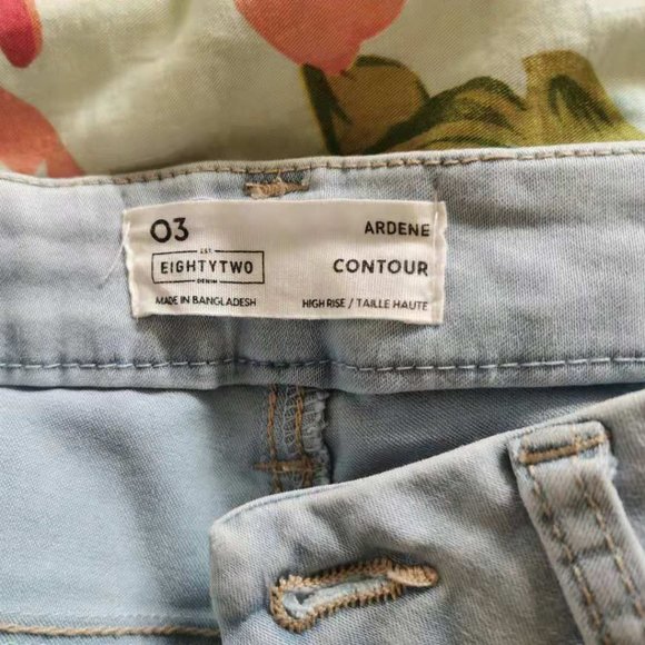 Contour High Waist Jeggings - Picture 2 of 2